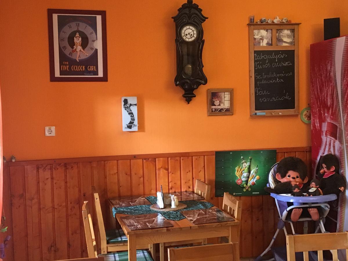 Bakonyi Apartmanhaz Eplény Exteriér fotografie
