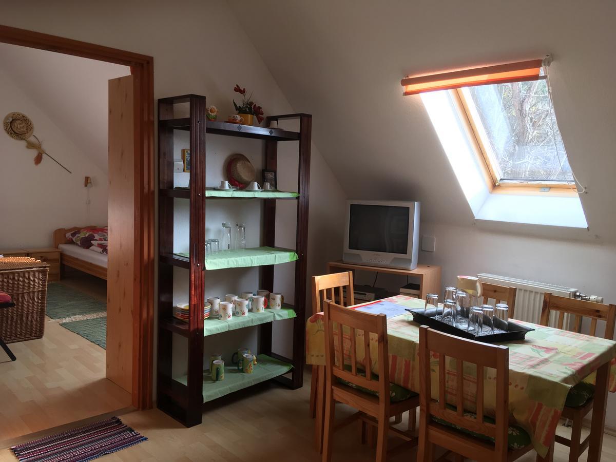 Bakonyi Apartmanhaz Eplény Exteriér fotografie